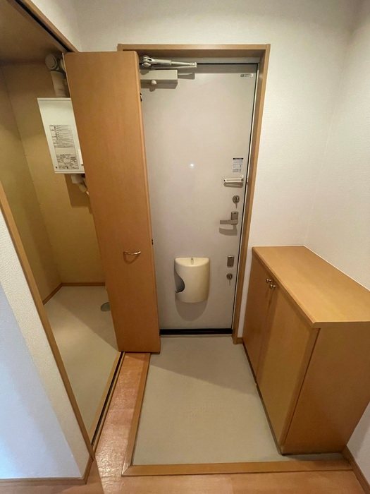 十日市アパート 玄関