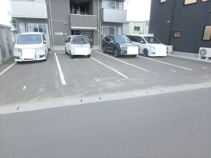 シェーン　レジット 駐車場