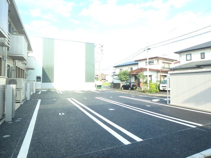 コレサ  駐車場