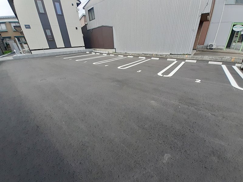 RESUA鍛冶町 駐車場