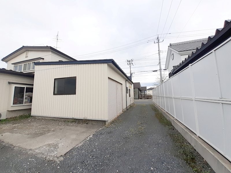 沼館1丁目貸事務所 ベランダ