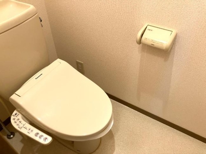 セジュール類家   トイレ