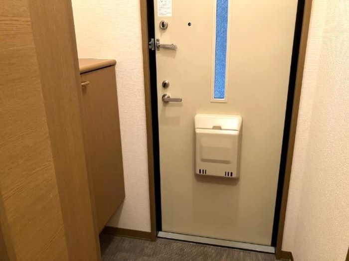 セジュール類家   玄関