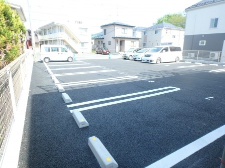 サニースクエア 駐車場