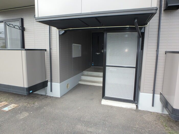 セジュール関川 エントランス