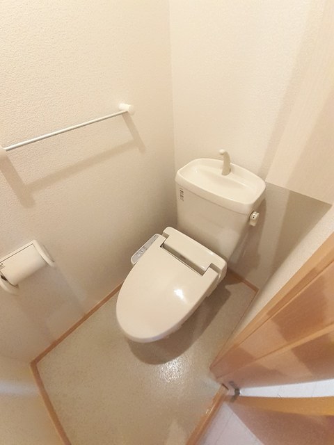 ジュネス トイレ
