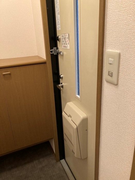 セジュール類家   玄関