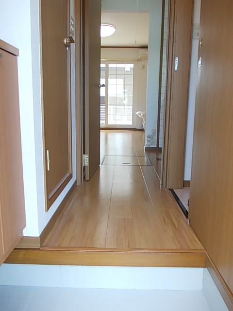 ルミエール 玄関