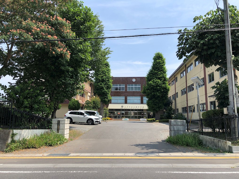 カーサリベルタＢ 中学校