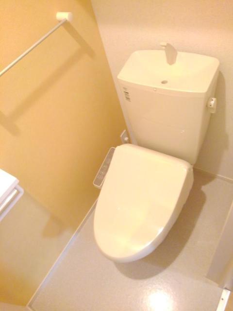 メゾンド・メルベーユ トイレ