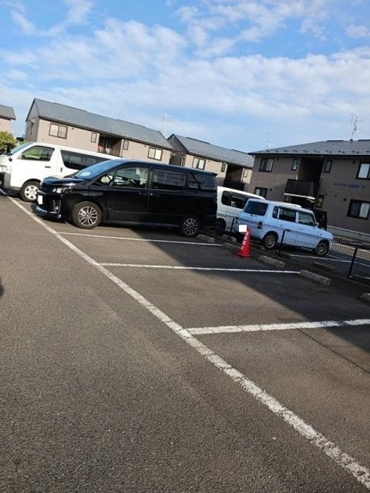 Ｃｏｕｒａｇｅ 駐車場