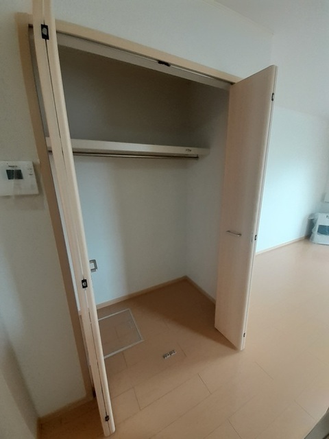 ジュネス 収納