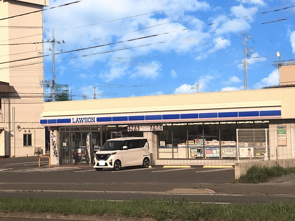 ファミーユＳＡＴＯ コンビニ