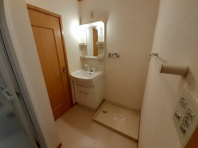 ベルソレイユ弐番館 洗面所