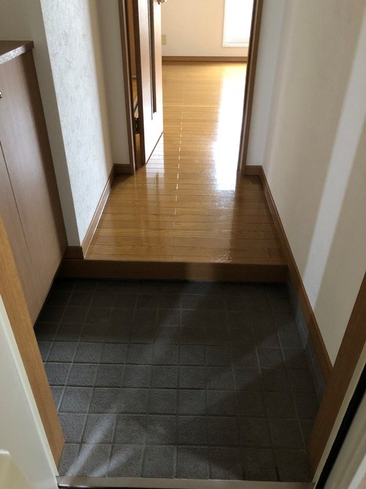 アスティオン 玄関