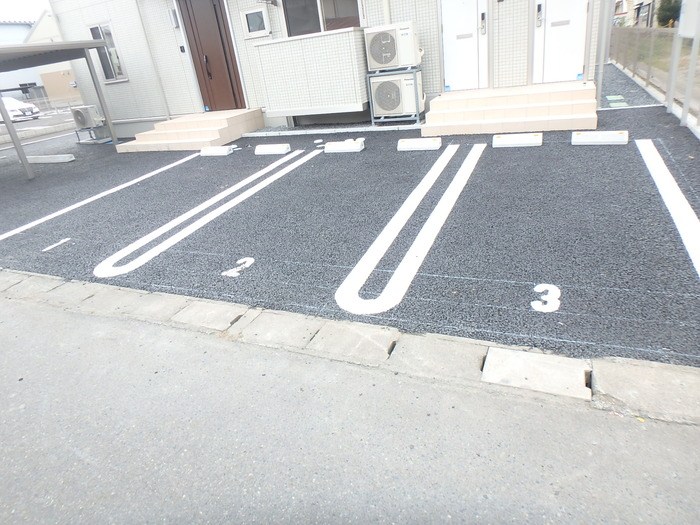ロッキーズファミリー 駐車場