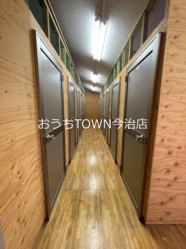 BOXROOM榎 211号室 間取り