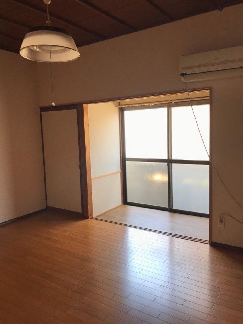 瀬戸町3-7貸家  リビング