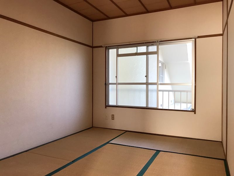 西岡マンション ベッドルーム