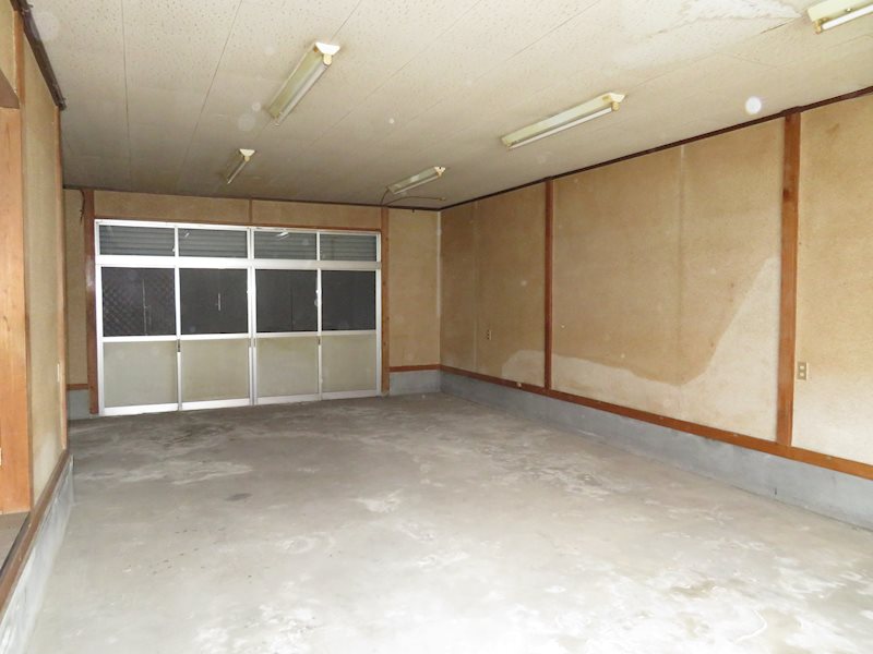 竹村倉庫 　B 玄関