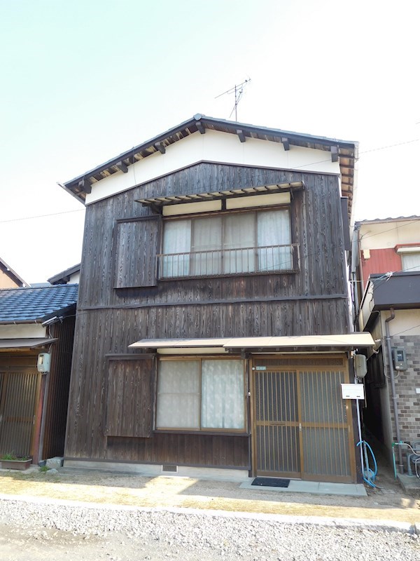 桜井合田貸家 外観
