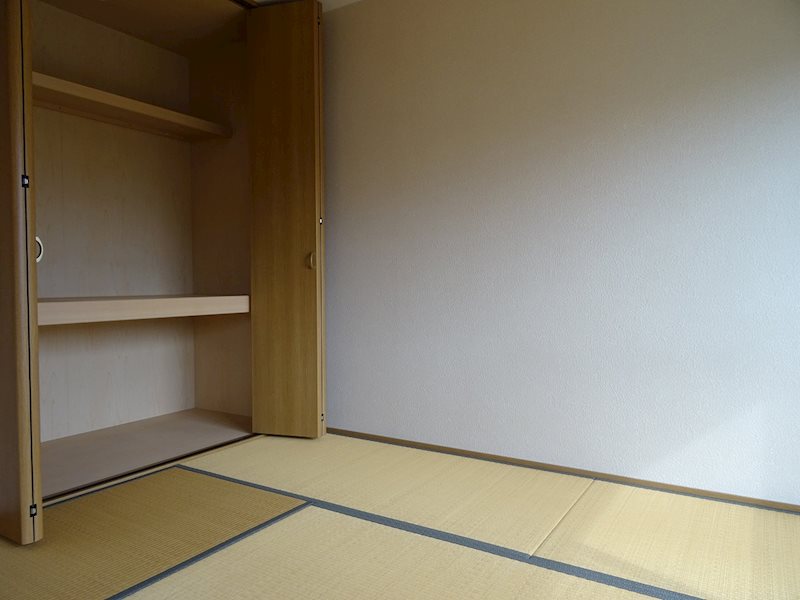 マイルドスメルハイツ ベッドルーム