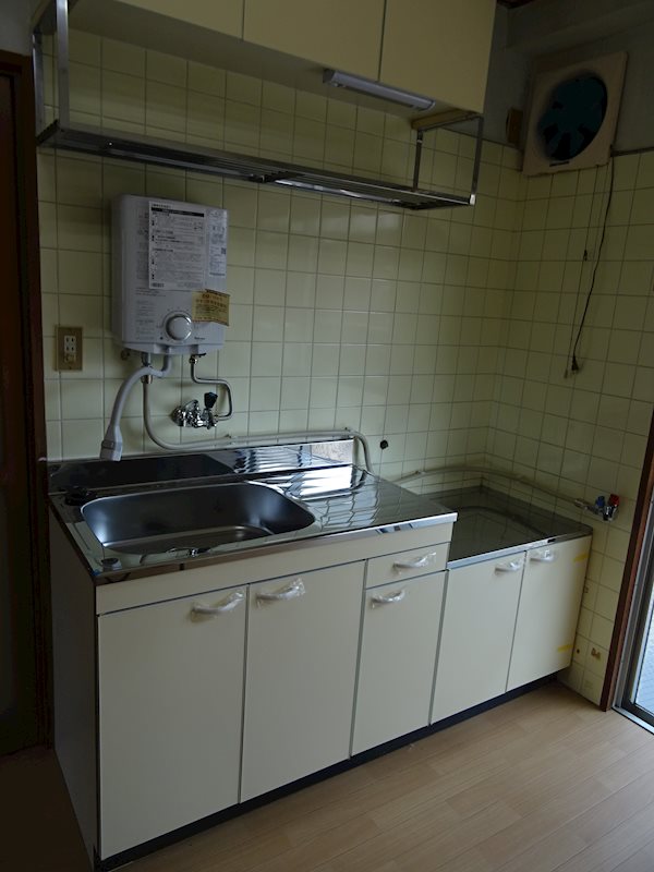 丸隆マンション キッチン