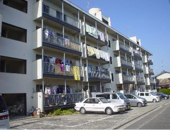 近本マンション 306号室 外観