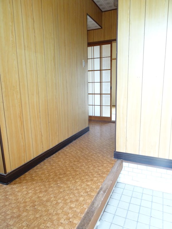 石丸HI貸家 玄関