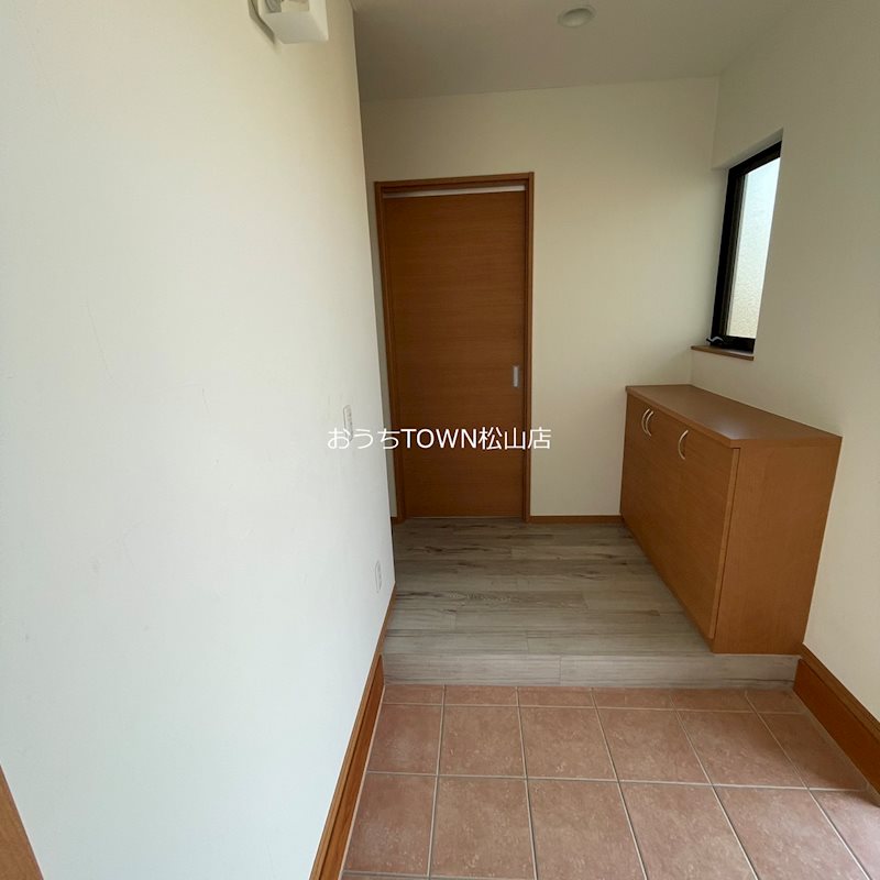 海がみえる家 玄関