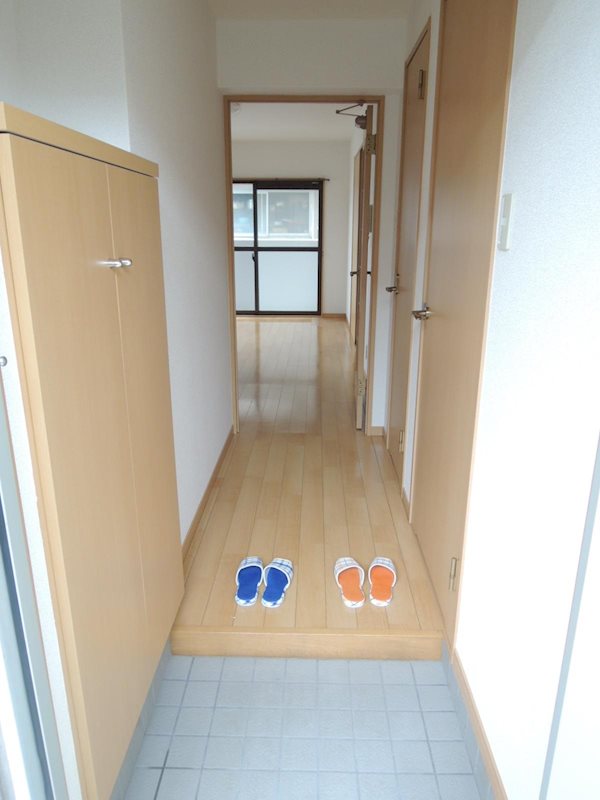 やまいし 玄関