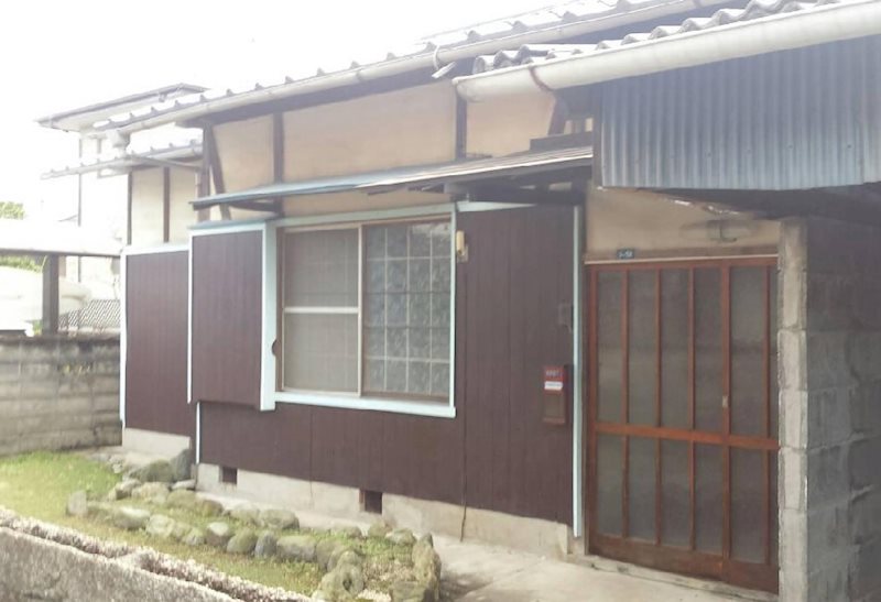 西泉町3-58貸家 外観