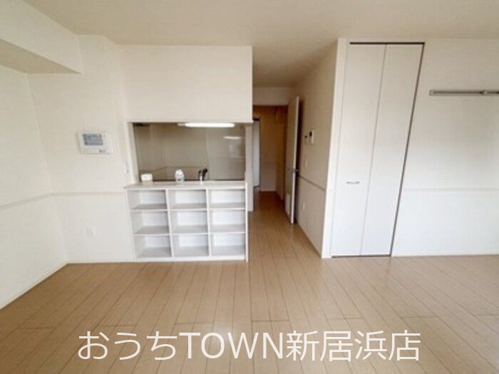 ウィステリア・フィールド　B リビング