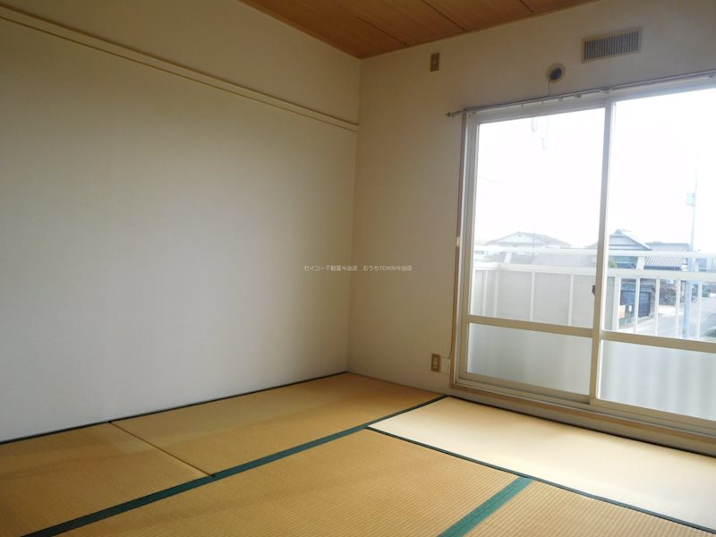 小野ハイツ ベッドルーム