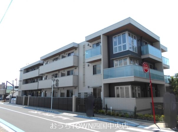 メゾン　ドーミー 202号室 外観
