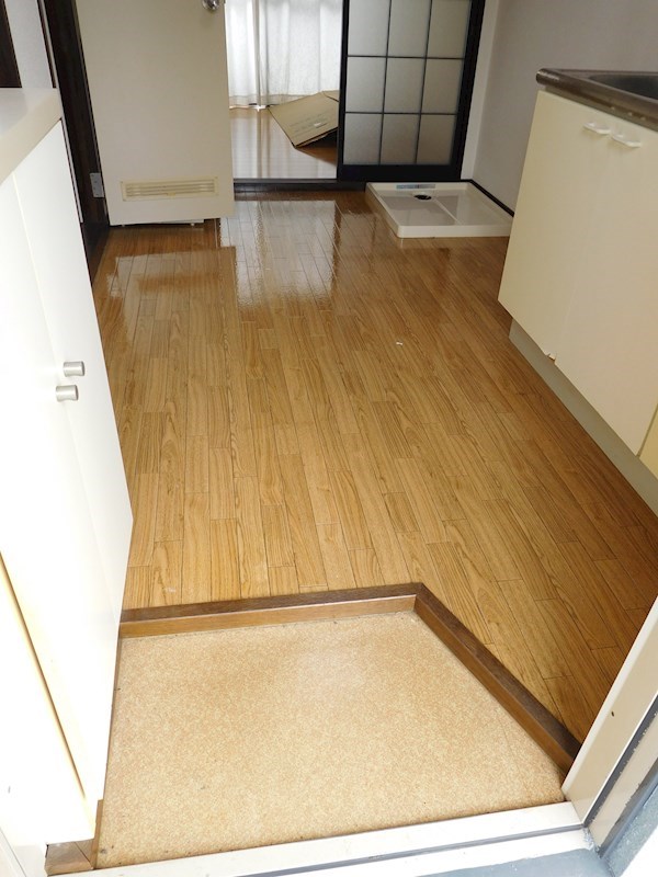 サンヒルズ山路 玄関