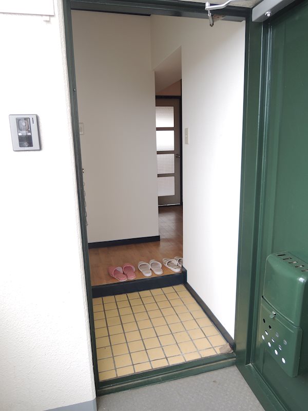 レジデンス市坪　Part1  玄関