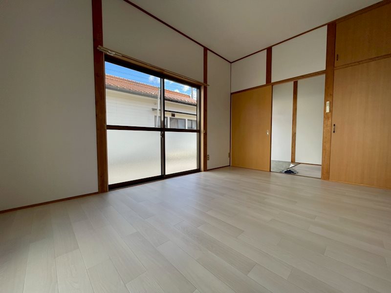 船木　鴻上貸家 リビング