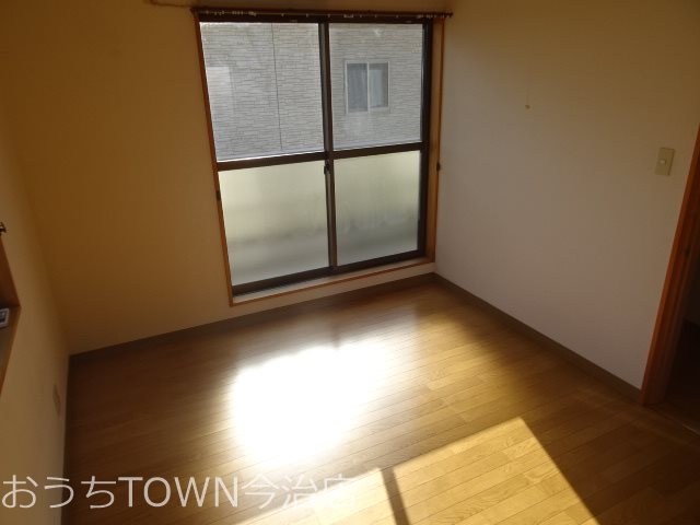 辻貸家 ベッドルーム