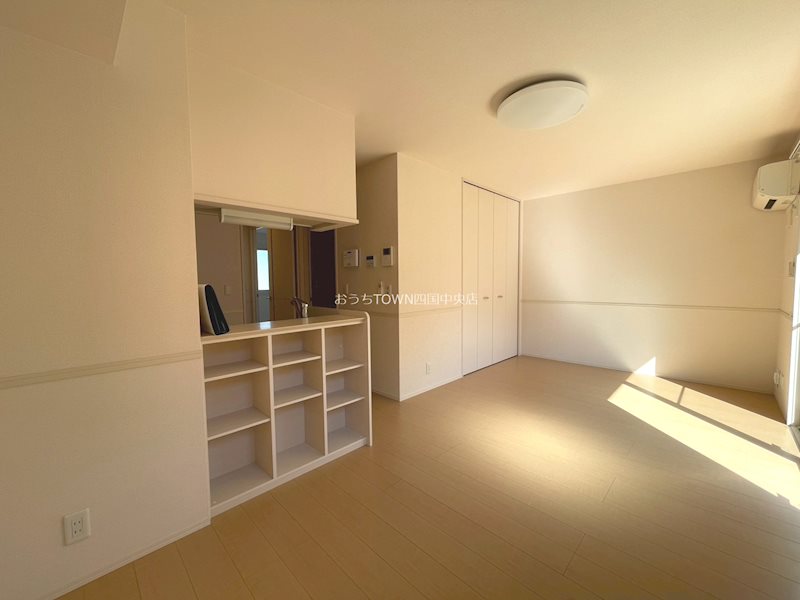 Una casa comoda リビング