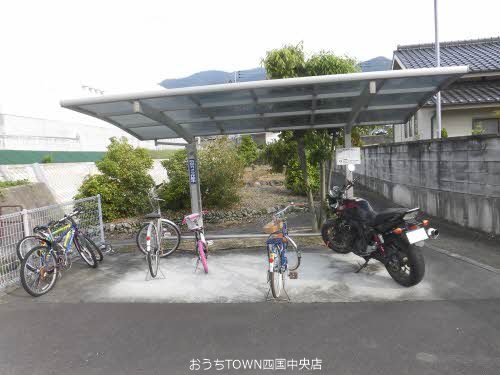 シャーメゾン・ユイナＢ棟 その他外観1