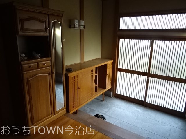 別名貸家 玄関