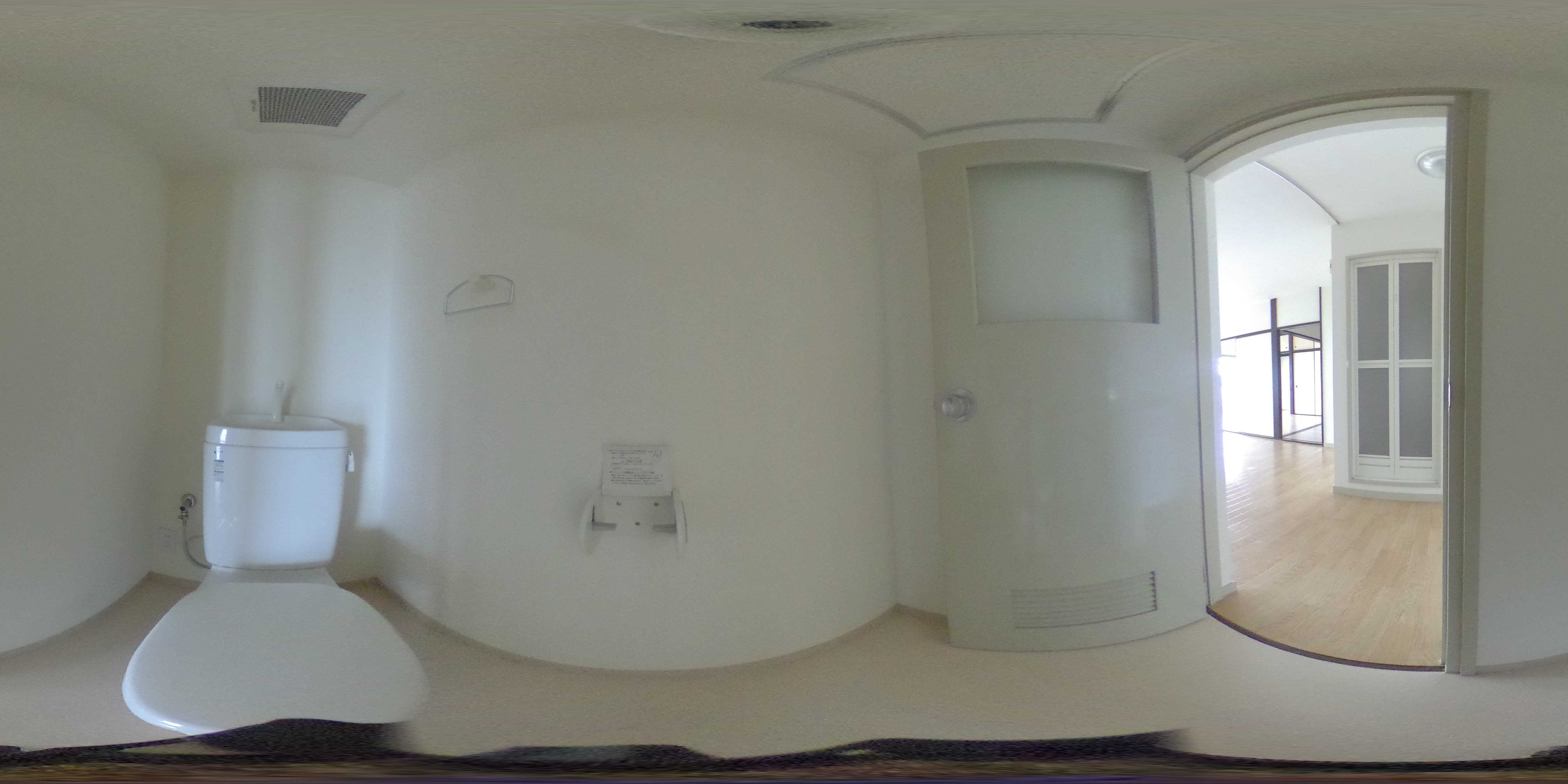 情報センタービル トイレ