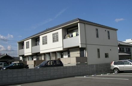 シャーメゾンホワイト1 102号室 外観