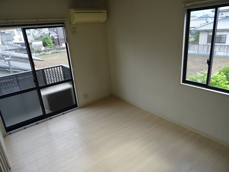 フォーレス上泉　A棟  ベッドルーム