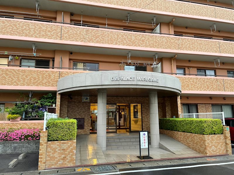 ダイアパレス丸亀 204号室 外観