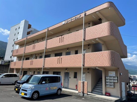 ユーミーピュア 202号室 外観