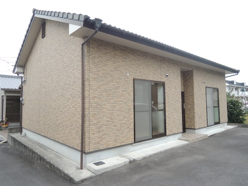 中村　真鍋貸家  外観