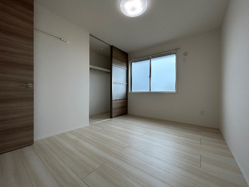 D-room Raffine ベッドルーム