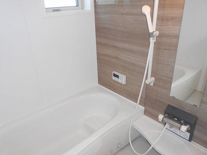 Una casa comoda 風呂画像